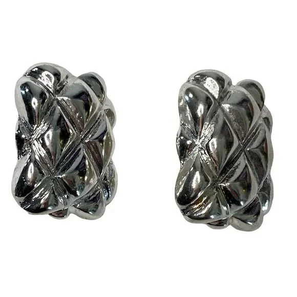 SILVER Tone CLIP ON Earring’s - Picture 3 of 5